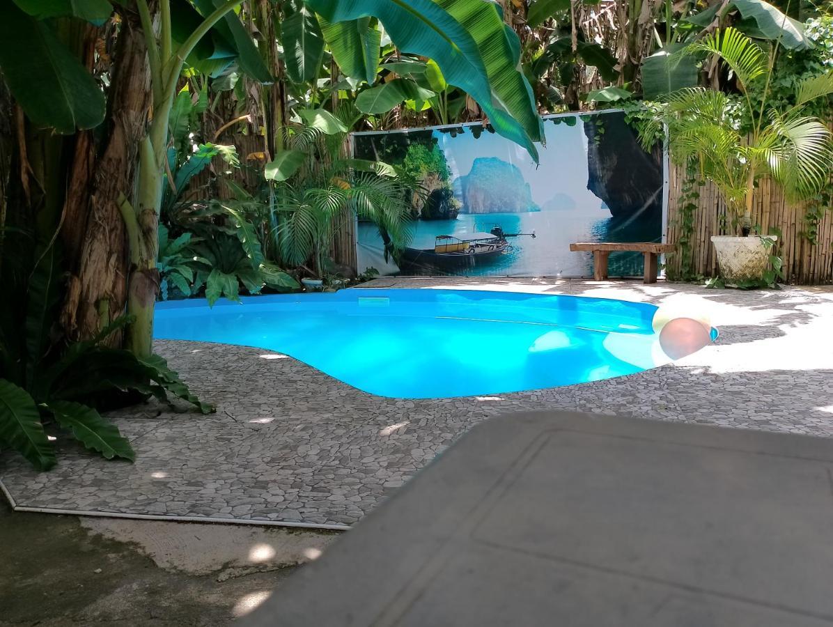 Hotel Two Crazy Monkeys Bakhawan Exterior foto