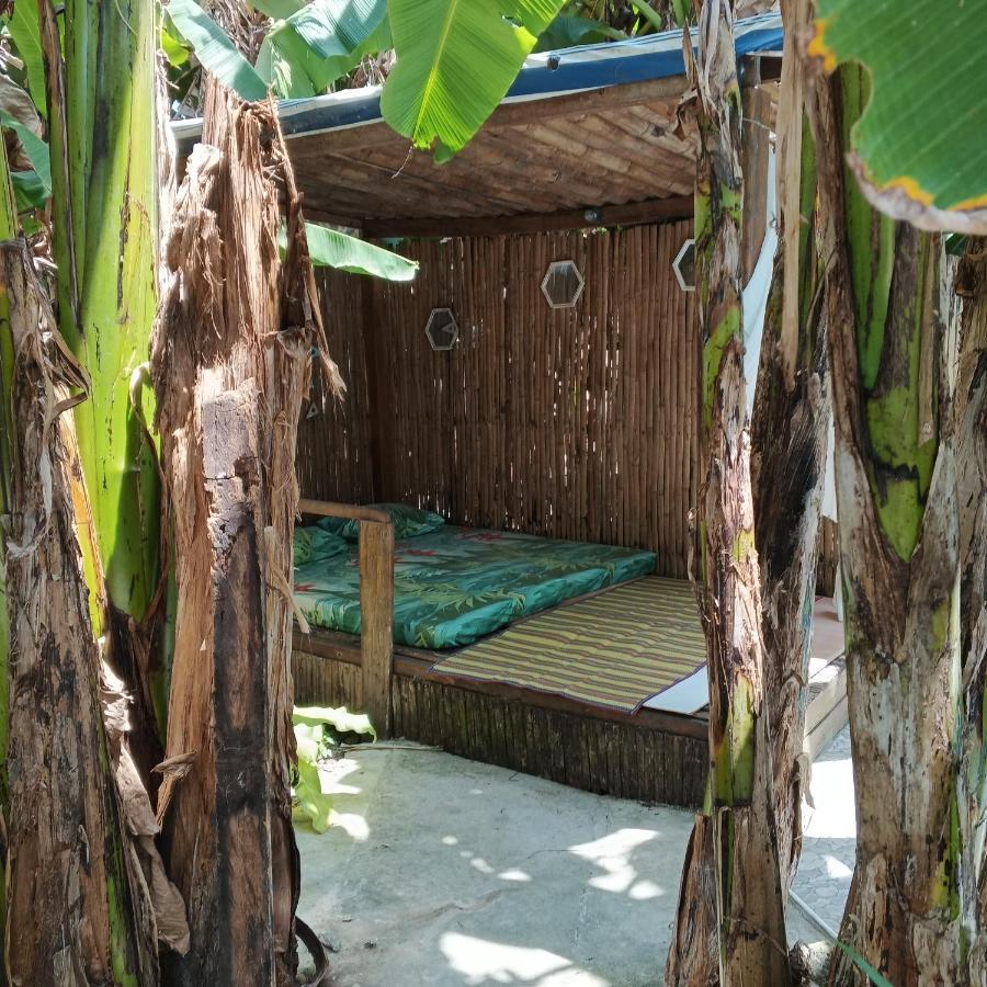 Hotel Two Crazy Monkeys Bakhawan Exterior foto