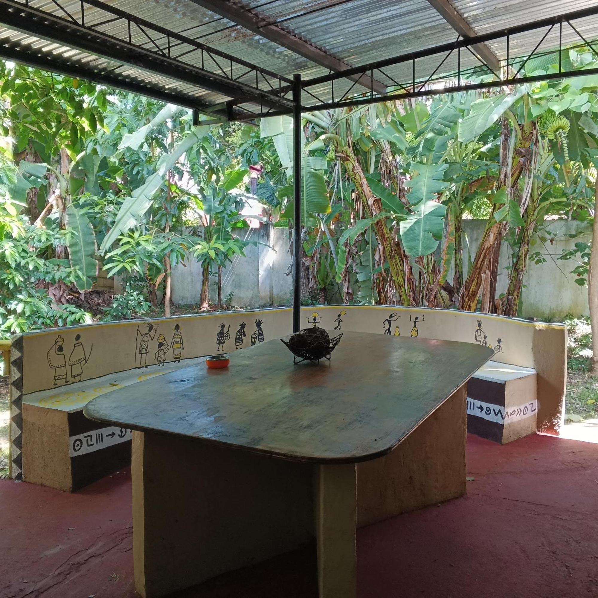 Hotel Two Crazy Monkeys Bakhawan Exterior foto