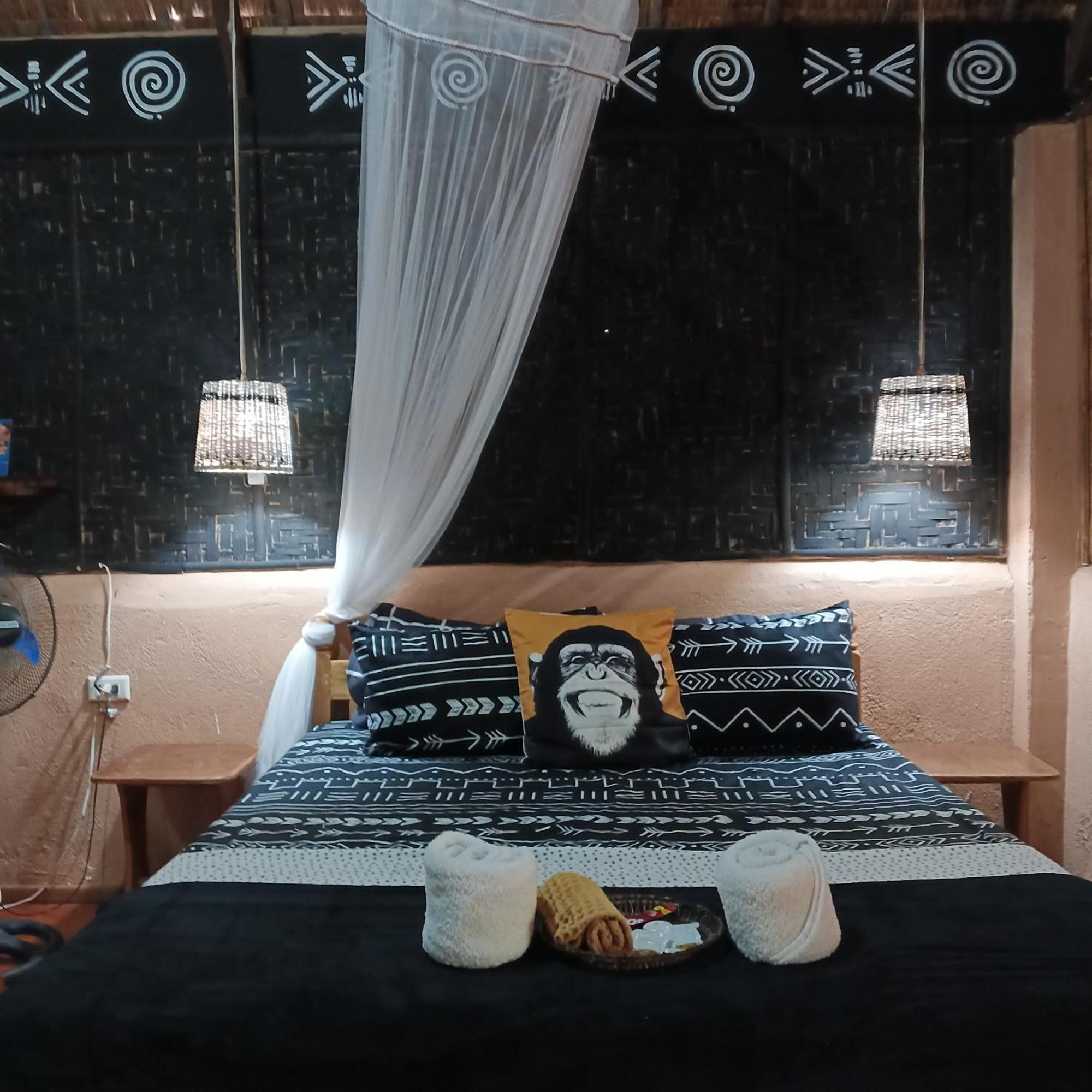 Hotel Two Crazy Monkeys Bakhawan Zimmer foto